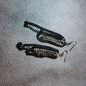 not sure Jewelry - Silver and black chain earrings with gift bag not sure Jewelry - Silver and black chain earrings with gift bag